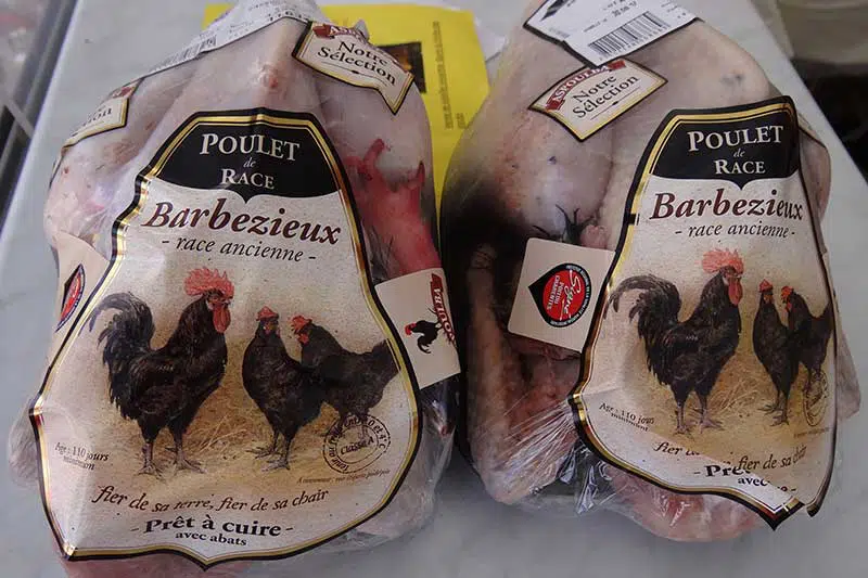 Poulet de race Barbezieux à cuisiner ©Poule de Barbezieux Club de France Poulet de race Barbezieux à cuisiner